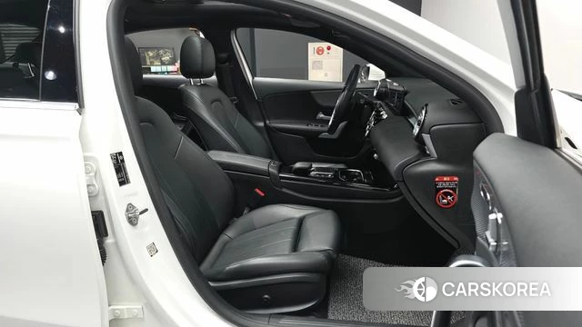 Mercedes-Benz A-Class W177 2022 Белый из Кореи, фото 2