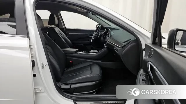 Hyundai Sonata (DN8) 2021 Белый из Кореи, фото 2