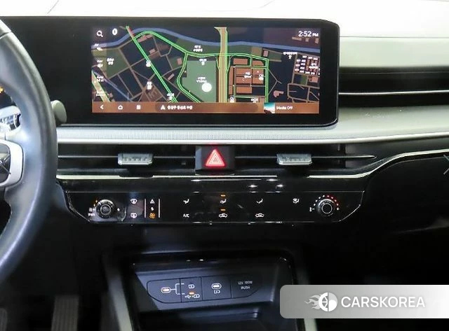 Kia The New K5 3rd generation 2024 Белый из Кореи, фото 2