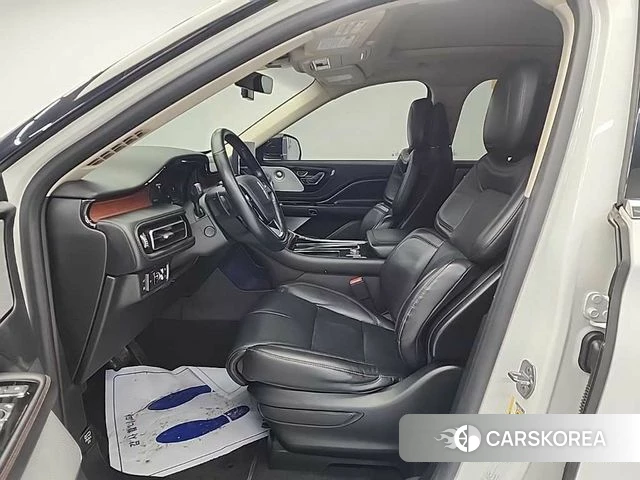 Lincoln Aviator 2nd generation 2020 Белый из Кореи, фото 2