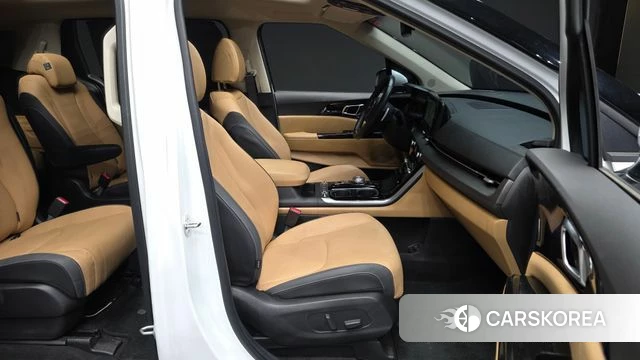 Kia Carnival 4th generation 2022 Белый из Кореи, фото 2