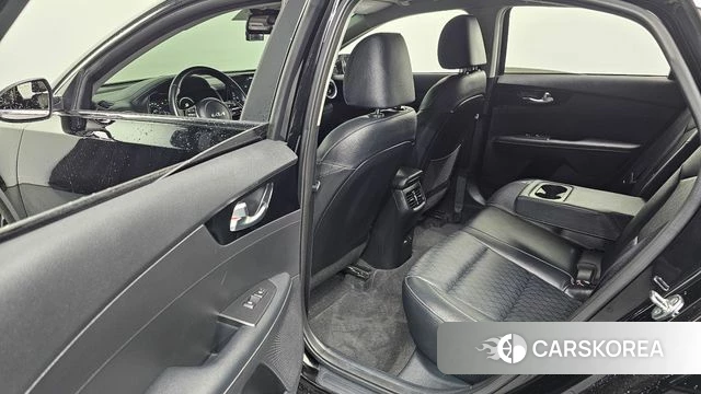 Kia The New K3 2nd generation 2021 Черный из Кореи, фото 2
