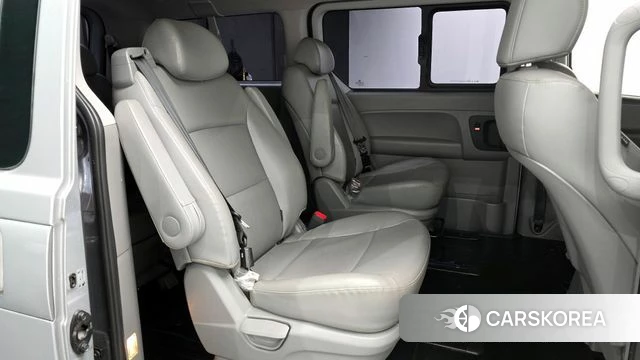 Hyundai The New Grand Starex 2019 Серебряный из Кореи, фото 2
