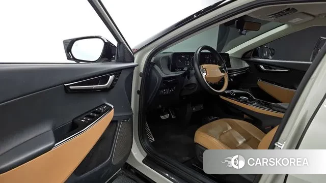 Kia EV6 2022 Белый из Кореи, фото 2