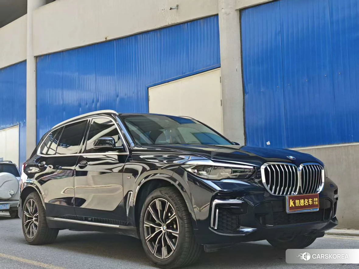 BMW X5 2022 Черный из Китая, фото 2