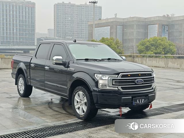 Ford F-150 2021 Черный из Китая, фото 2