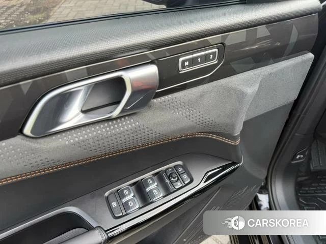 Lynk 02 Hatchback 2022 Черный из Китая, фото 2