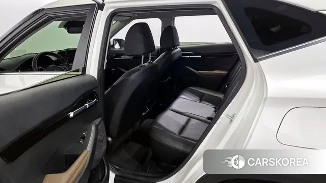 Kia Seltos 2021 Белый из Кореи, фото 2