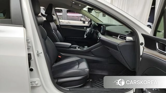 Kia K5 3rd generation 2022 Белый из Кореи, фото 2