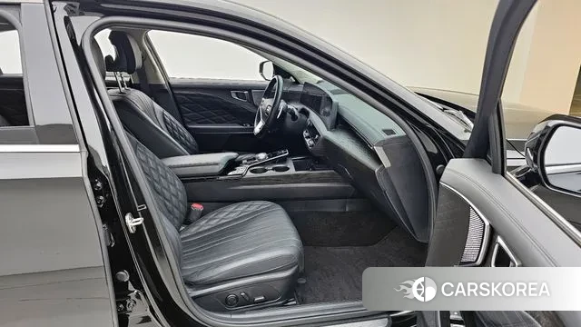 Kia K8 2022 Черный из Кореи, фото 2