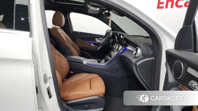 Mercedes-Benz GLC-Class X253 2020 Белый из Кореи, фото 2