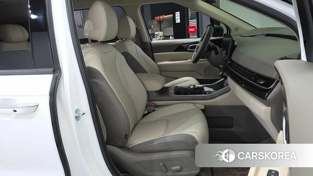 Kia The New Carnival 4th Generation 2025 Белый из Кореи, фото 2