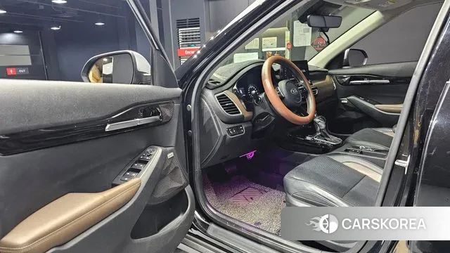 Kia Seltos 2021 Черный из Кореи, фото 2