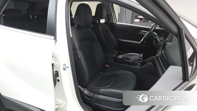 Kia Sportage 5th Generation 2023 Белый из Кореи, фото 2