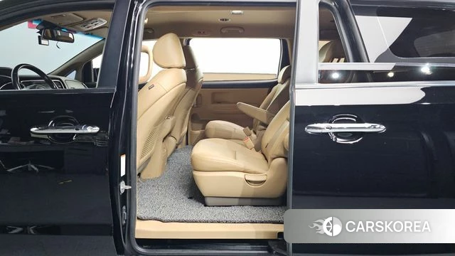 Kia The New Carnival 2019 Черный из Кореи, фото 2