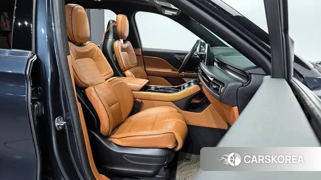 Lincoln Aviator 2nd generation 2021 Синий из Кореи, фото 2