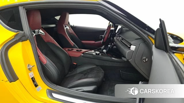 Toyota Supra 5th Generation 2021 Желтый из Кореи, фото 2