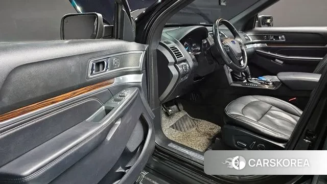 Ford Explorer id 2902894 из Кореи 2