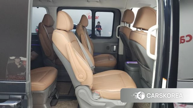 Hyundai Staria 2023 Синий из Кореи, фото 2