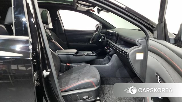 Hyundai The New Tucson Hybrid (NX4) 2025 Черный из Кореи, фото 2