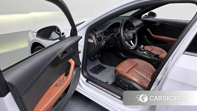 Audi A4 (B9) 2022 Белый из Кореи, фото 2