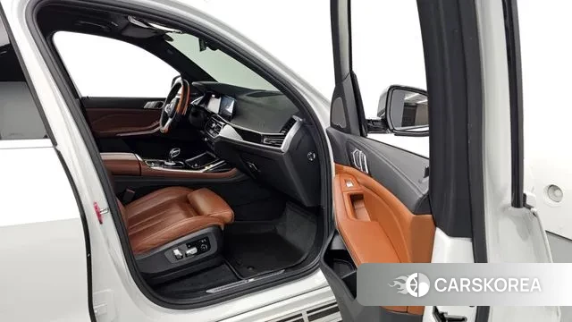 BMW X7 (G07) 2020 Белый из Кореи, фото 2