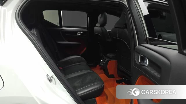 Volvo XC40 2020 Белый из Кореи, фото 2