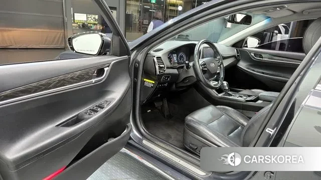 Hyundai Grandeur IG 2018 Серый из Кореи, фото 2