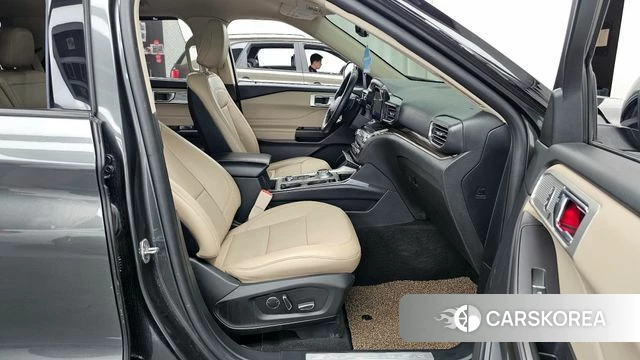 Ford Explorer 6th Generation 2019 Серый из Кореи, фото 2