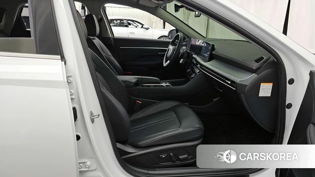 Hyundai Sonata D Edge Hybrid (DN8) 2025 Белый из Кореи, фото 2