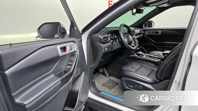 Ford Explorer 6th Generation 2020 Белый из Кореи, фото 2