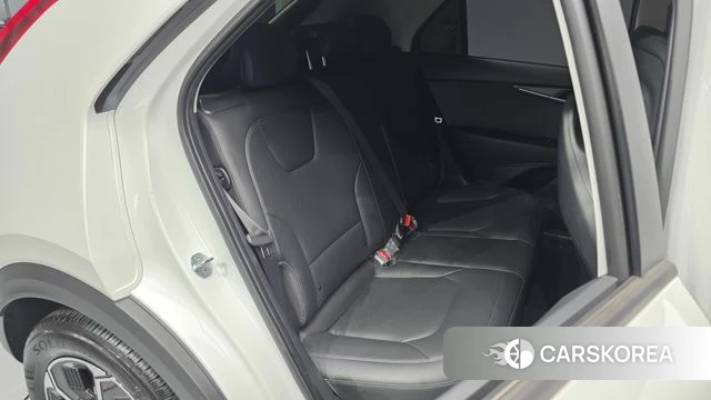 Kia Di Ol Nu Niro 2022 Белый из Кореи, фото 2