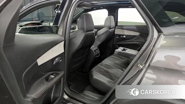 Peugeot 3008 second generation 2018 Серый из Кореи, фото 2