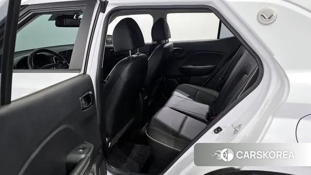 Hyundai Venue 2021 Белый из Кореи, фото 2