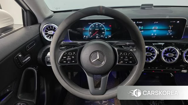 Mercedes-Benz A-Class W177 2020 Белый из Кореи, фото 2