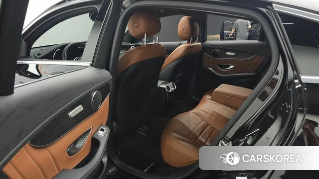 Mercedes-Benz GLC-Class X253 2022 Черный из Кореи, фото 2