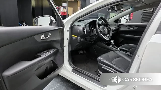 Kia Come New K3 2021 Белый из Кореи, фото 2