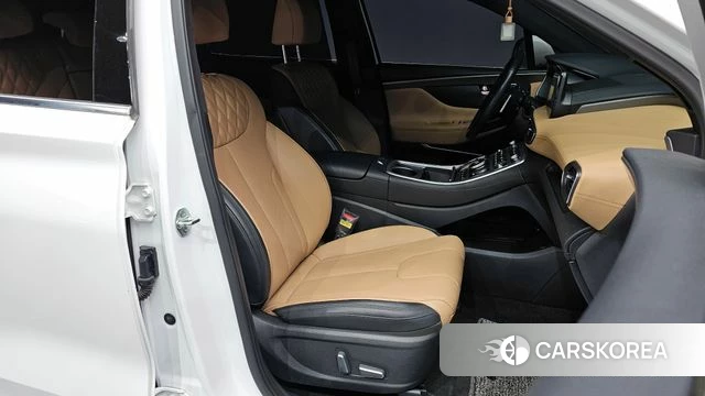 Hyundai The New Santa Fe 2022 Белый из Кореи, фото 2