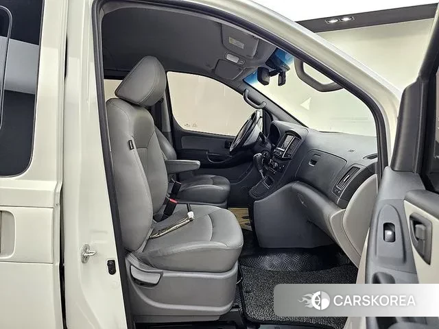 Hyundai The New Grand Starex 2020 Белый из Кореи, фото 2