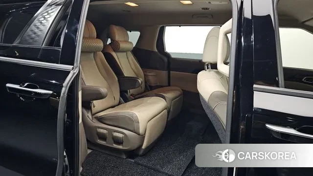 Kia Carnival 4th generation 2022 Черный из Кореи, фото 2