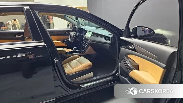 Kia K7 Premier 2021 Черный из Кореи, фото 2