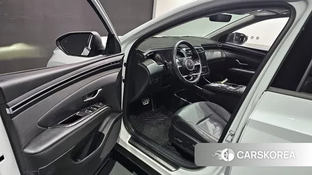 Hyundai Tucson (NX4) 2021 Белый из Кореи, фото 2