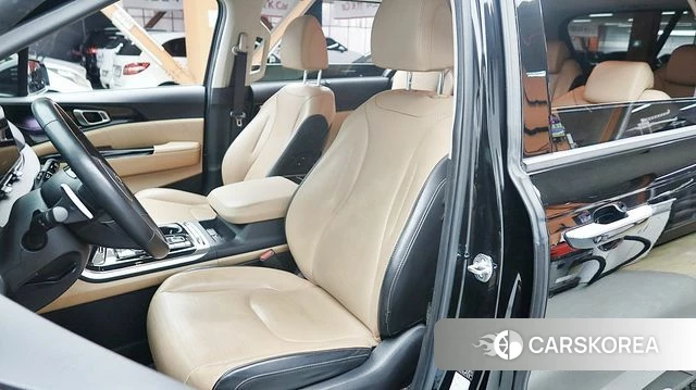 Kia Carnival 4th generation 2021 Черный из Кореи, фото 2