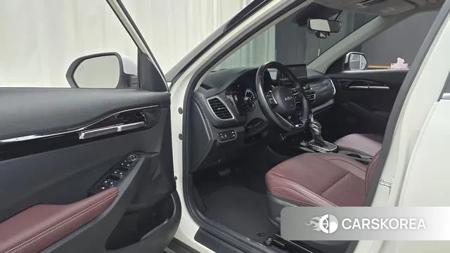 Kia Seltos 2022 Белый из Кореи, фото 2