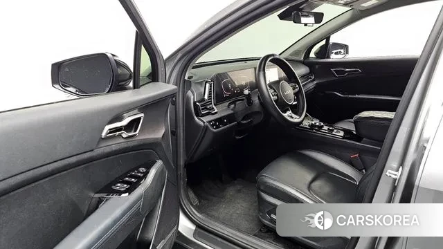 Kia Sportage 5th Generation 2021 Серебристо-серый из Кореи, фото 2