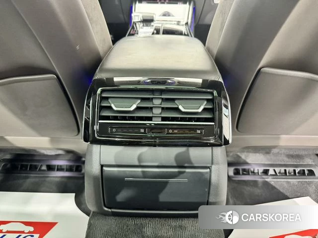 Audi A8 2021 Черный из Китая, фото 2