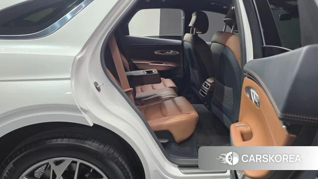 Genesis GV70 2022 Белый из Кореи, фото 2