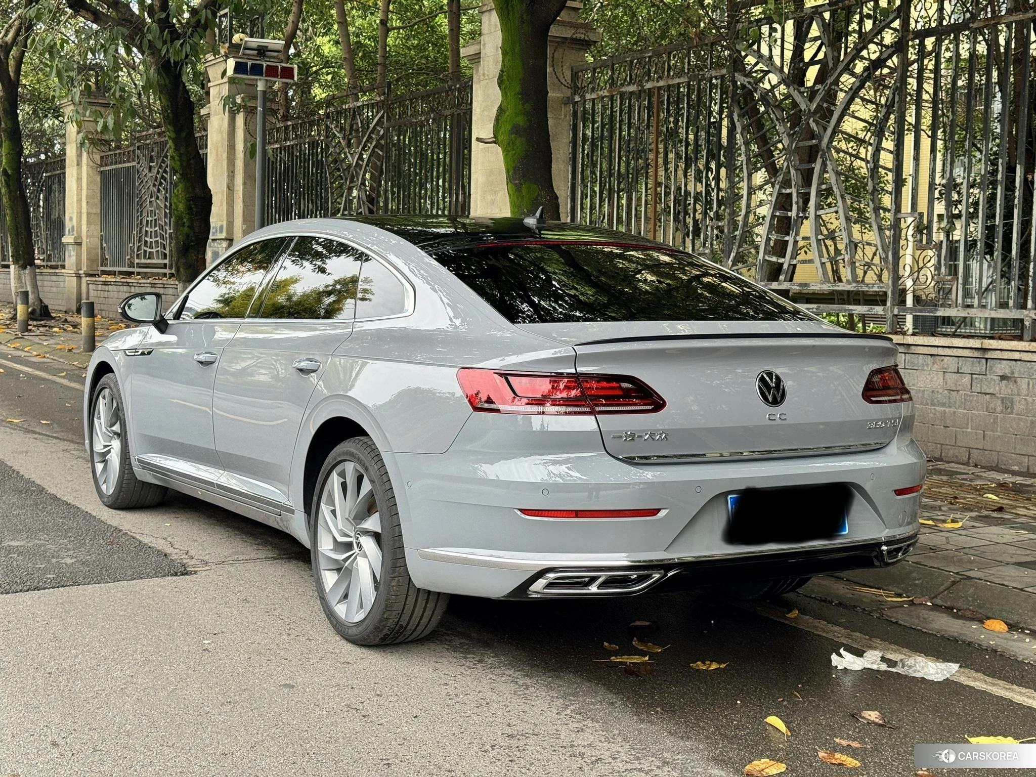 Volkswagen CC 2020 Темно-серый из Китая, фото 2