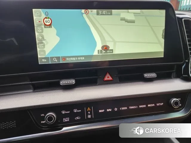 Kia Sportage 5th Generation 2021 Белый из Кореи, фото 2