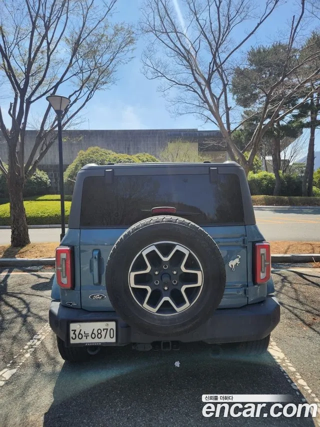 Ford Bronco 6th Generation 2022 Небесно-голубой из Кореи, фото 2